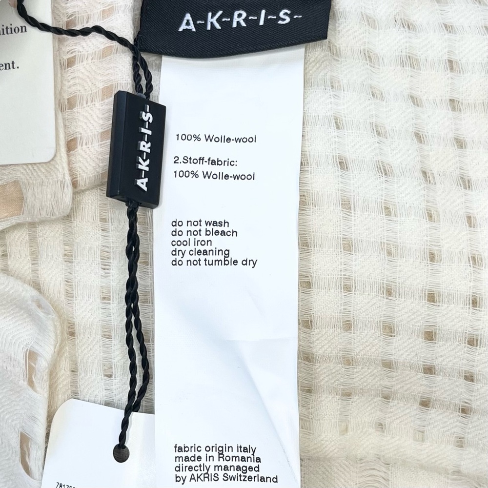 Akris Cream & Tan Wool Spring Blouse with Perforated Design - Picture 4 of 6